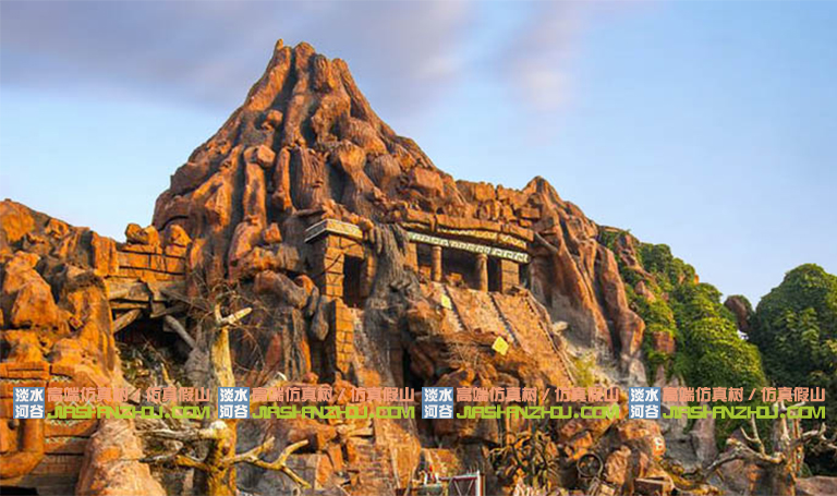 塑石假山.jpg 塑石假山