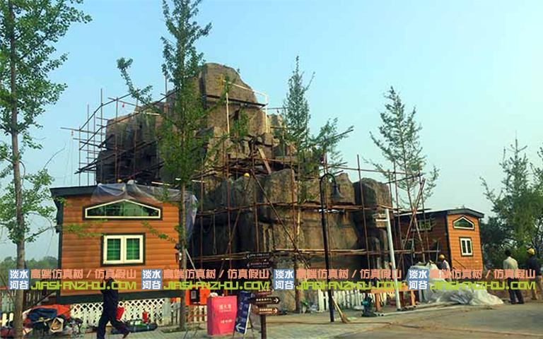 塑石假山.jpg 塑石假山