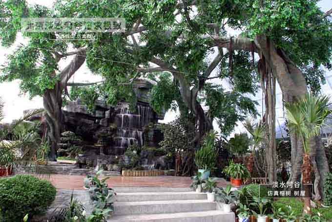 仿真榕树与仿真椰子树做为装饰有什么优势呢?