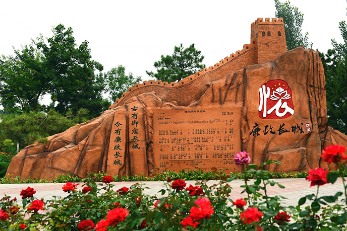 怎样设计制作出漂亮的塑石假山－北京淡水河谷经验