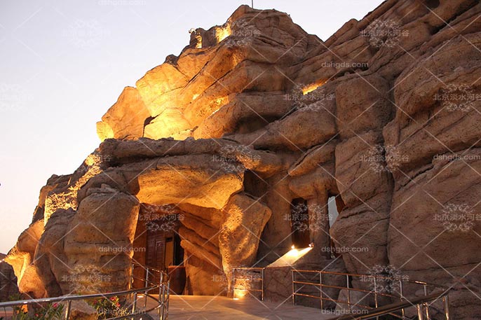 南麂山洞酒店是哪个公司制作的和国外的f格有区别吗