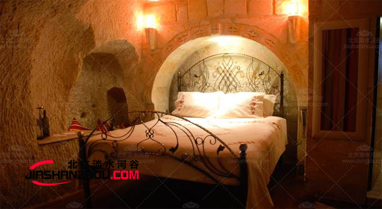 入住贵州黎平天然岩洞酒店感受一下自然居住的生活!