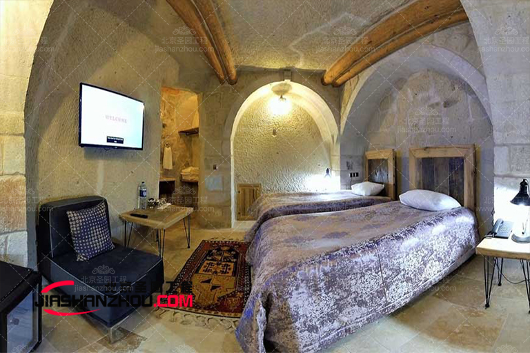 你一定没有住过的仿真洞屋酒店快来试试吧
