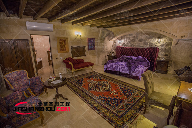 山洞酒店美哭了原来住在仿真洞屋酒店里是这么舒服