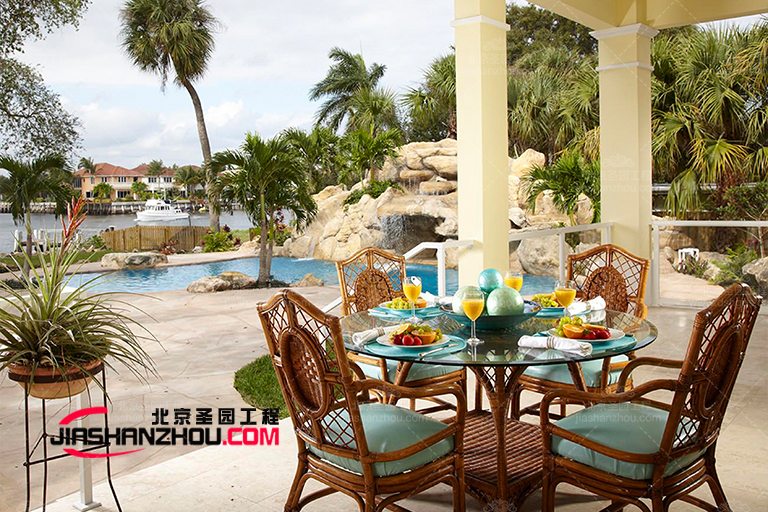 具有几何元素设计的热带度假村现代塑石假山水池景观