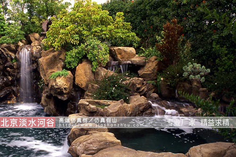 对于比较常见的水泥假山塑石骨架如何加固？