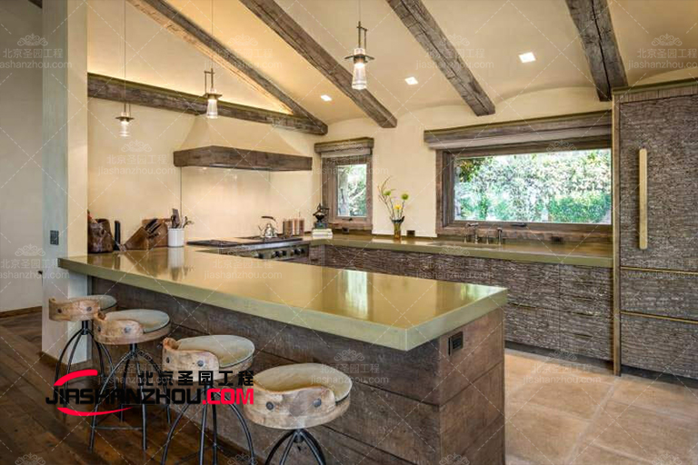 几座美树屋 仿真树皮酒店效果逼真自然