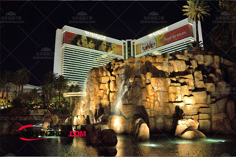 塑石假山为何如此受人喜爱 昌平人造假山制作厂家