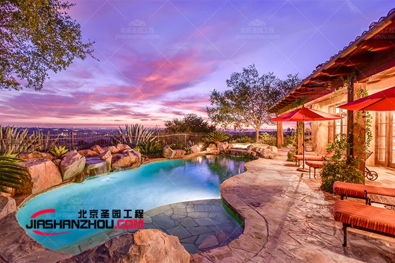 生态酒店和水泥假山还能这么搭 人造假山图片大全