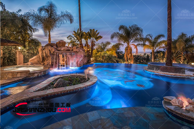 山西配合水泥假山的灯光布局 绘制出动人心魄的夜景画卷